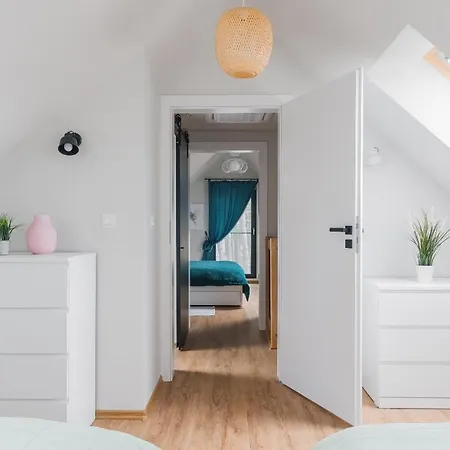 Mazurski Dom Nad Jeziorem & Sauna By Downtown